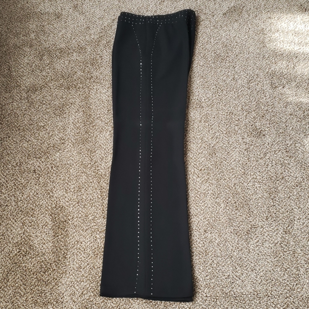 Dressy Pants, 8/10